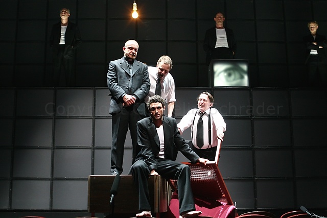 Wer einmal aus dem Blechnapf frist