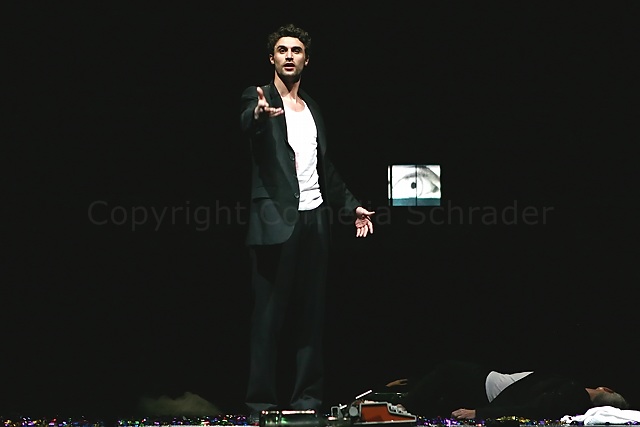 Wer einmal aus dem Blechnapf frist